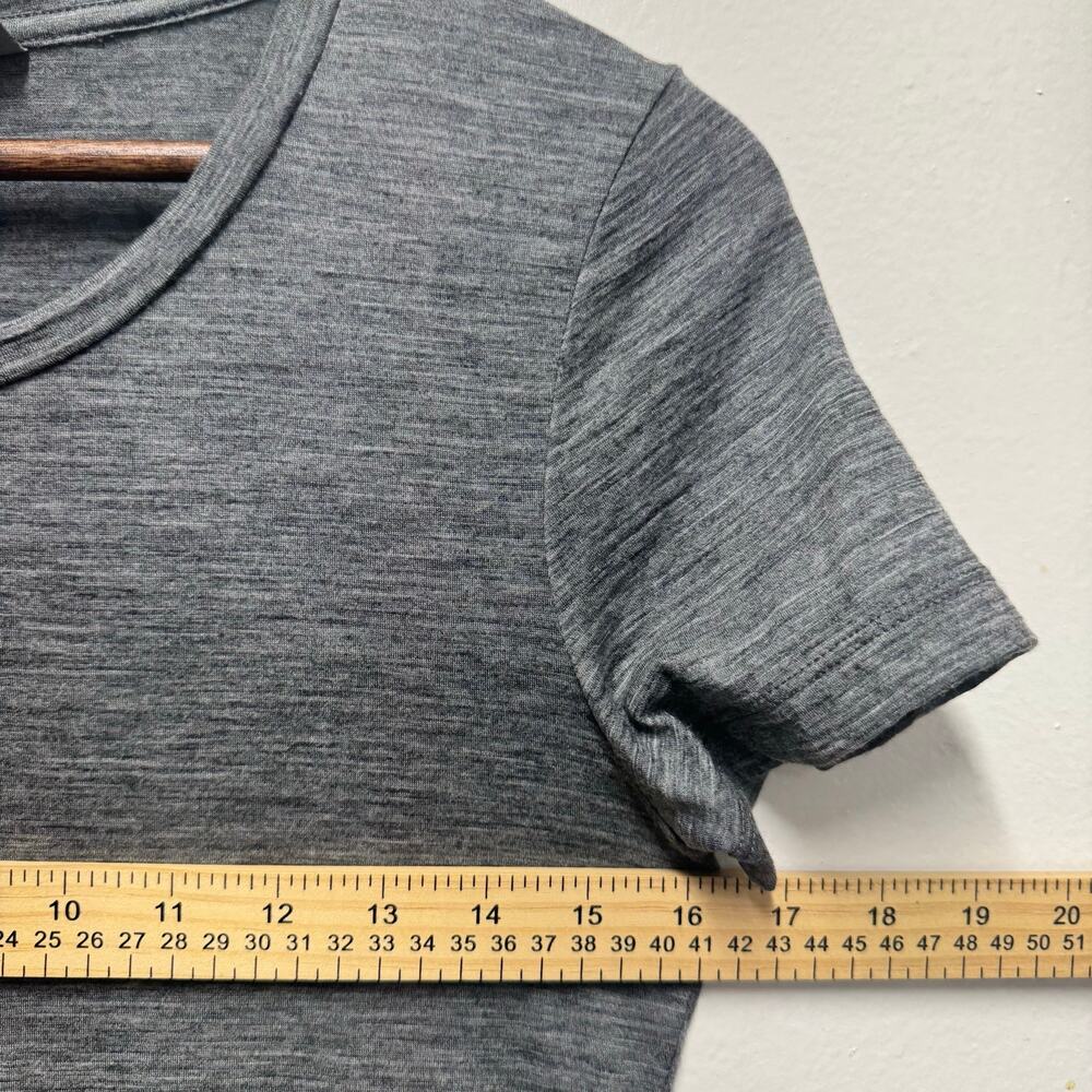 Bundle 2 Icebreaker Wool Crew Neck Short Sleeve Base Layer Tees Women Outdoor XS - Picture 6 of 15